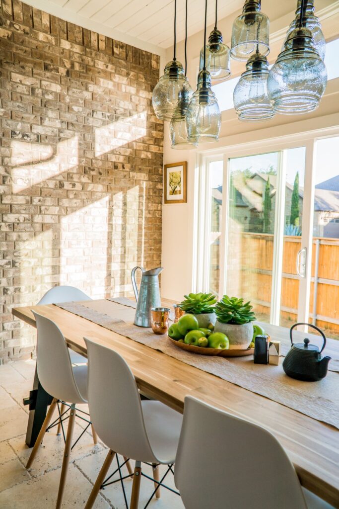 Houten tafel oliën behandeling hout